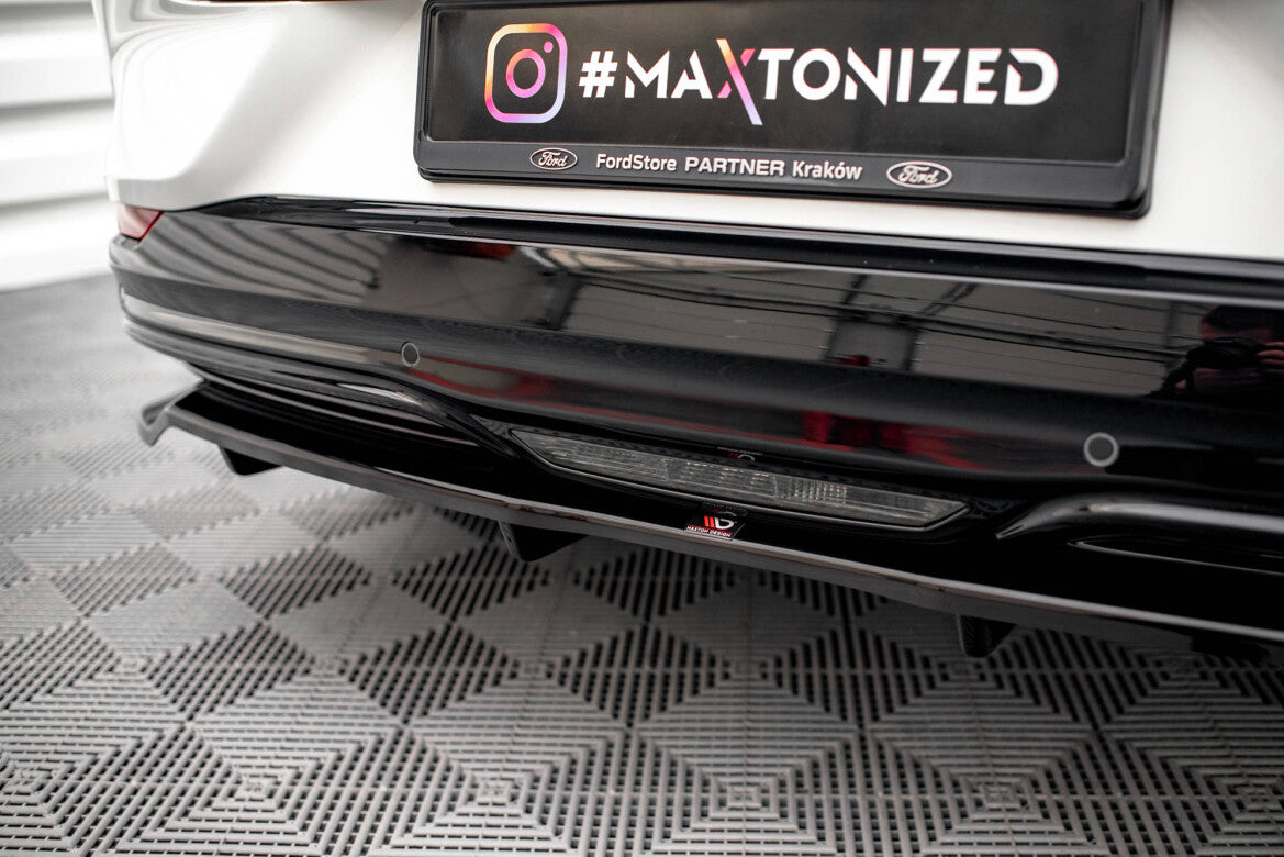 Diffusor Heckansatz passend für Ford Mustang Mach-E Mk1 schwarz Hochglanz