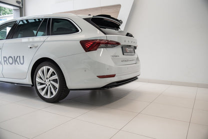 Diffusor Heckansatz passend für Skoda Octavia Mk4 schwarz Hochglanz