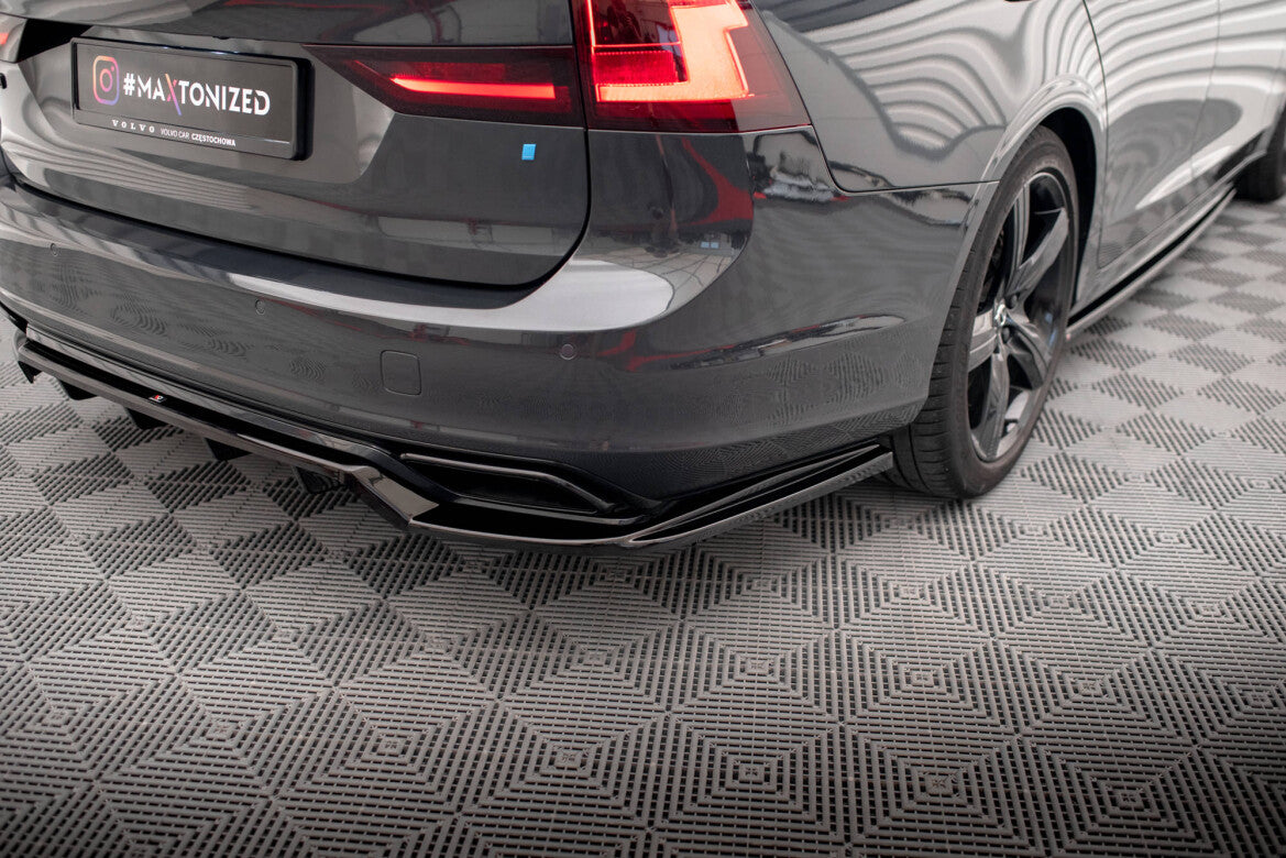 Diffusor Heckansatz passend für Volvo V90 / S90 R-Design Mk2 schwarz Hochglanz