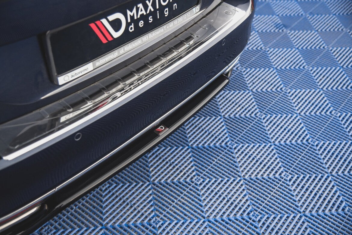 Diffusor Heckansatz passend für VW Passat B8 schwarz Hochglanz