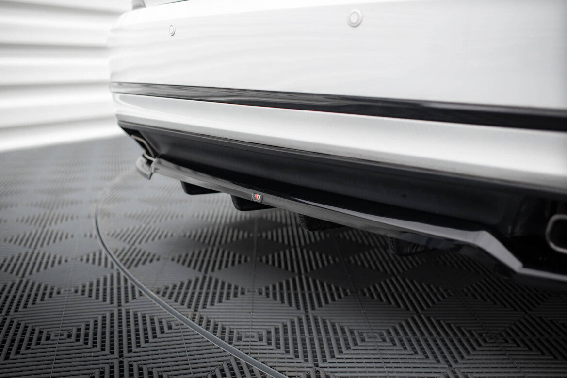 Diffusor Heckansatz passend für VW Passat GT B8 FL USA schwarz Hochglanz