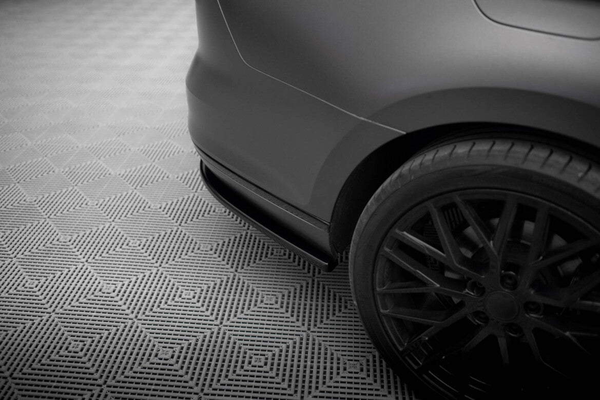 Diffusor Heckansatz passend für VW Passat Limousine / Variant B8 schwarz Hochglanz