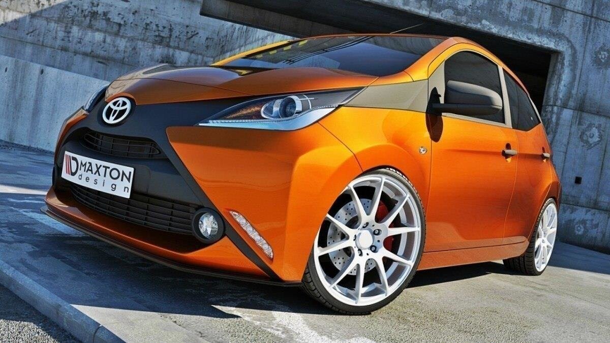 Frontlippe passend für Toyota AYGO mk2 schwarz Hochglanz