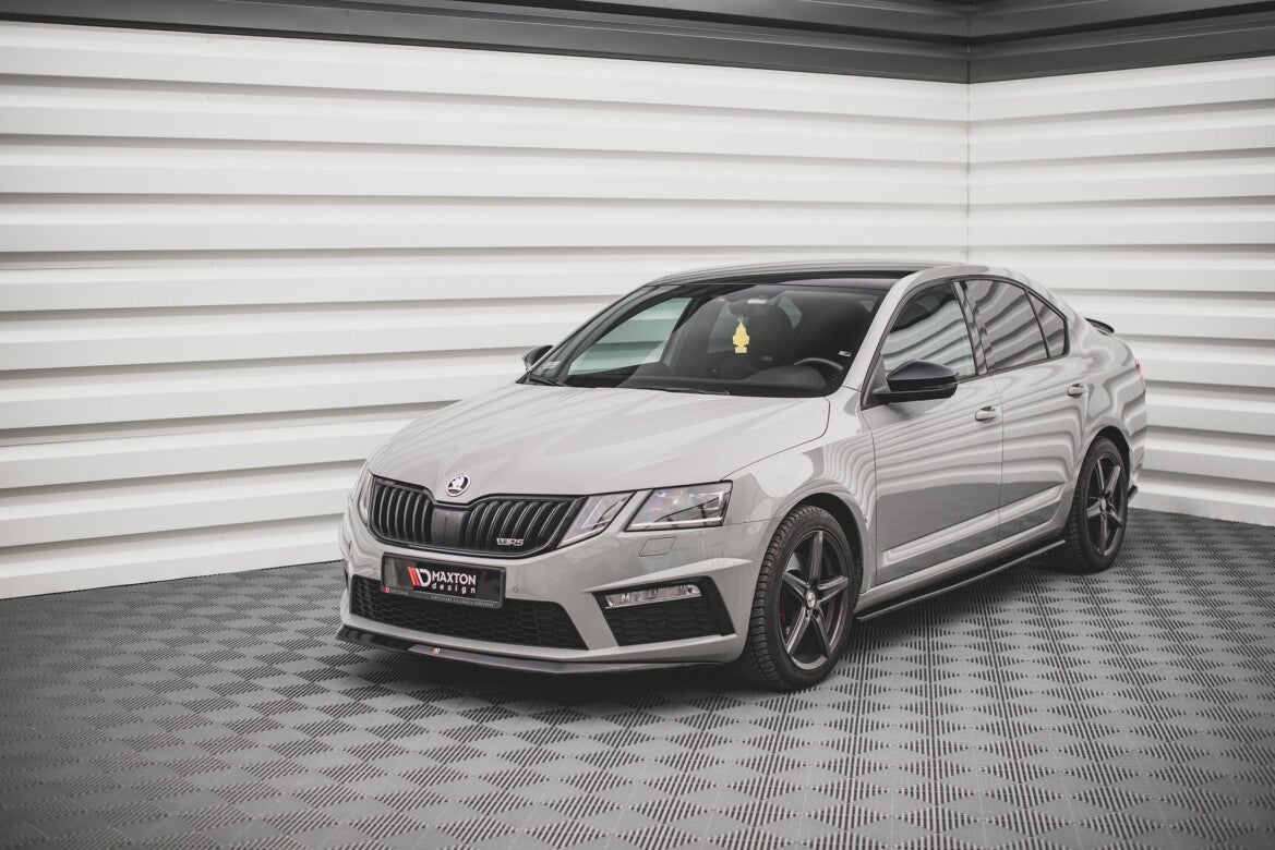 Frontlippe V.1 passend für Skoda Octavia RS Mk3 FL schwarz Hochglanz