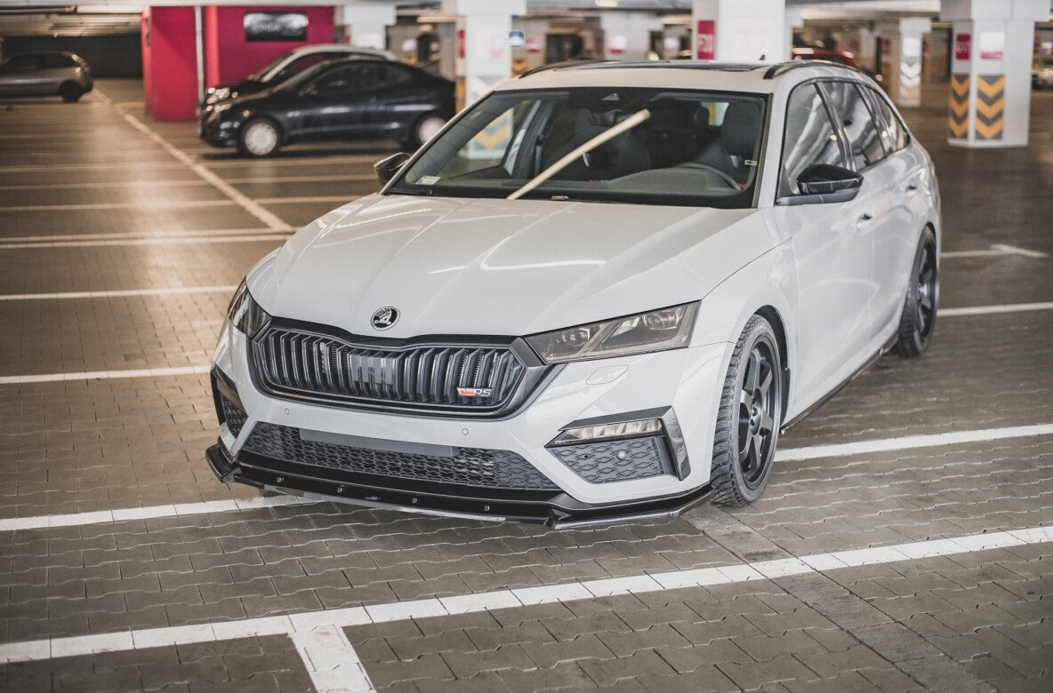 Frontlippe V.1 passend für Skoda Octavia RS Mk4 schwarz Hochglanz