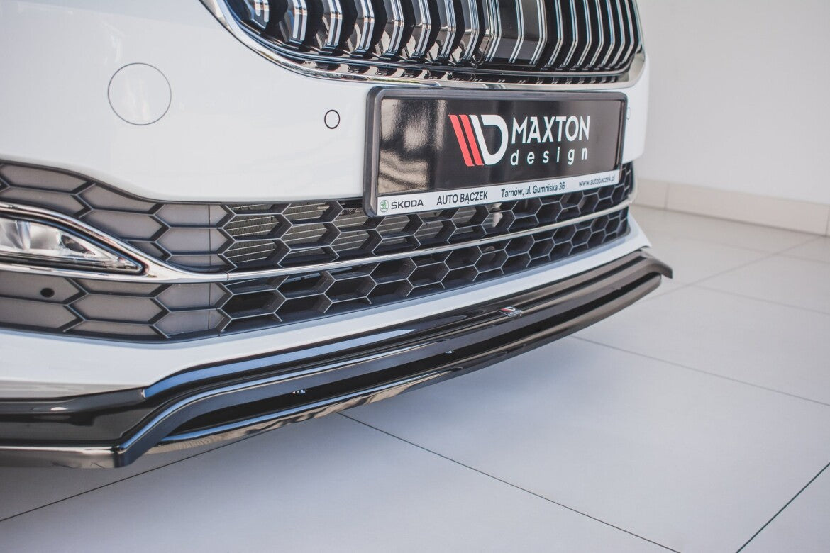 Frontlippe V.3 passend für Skoda Superb Liftback / Combi Mk3 FL schwarz Hochglanz