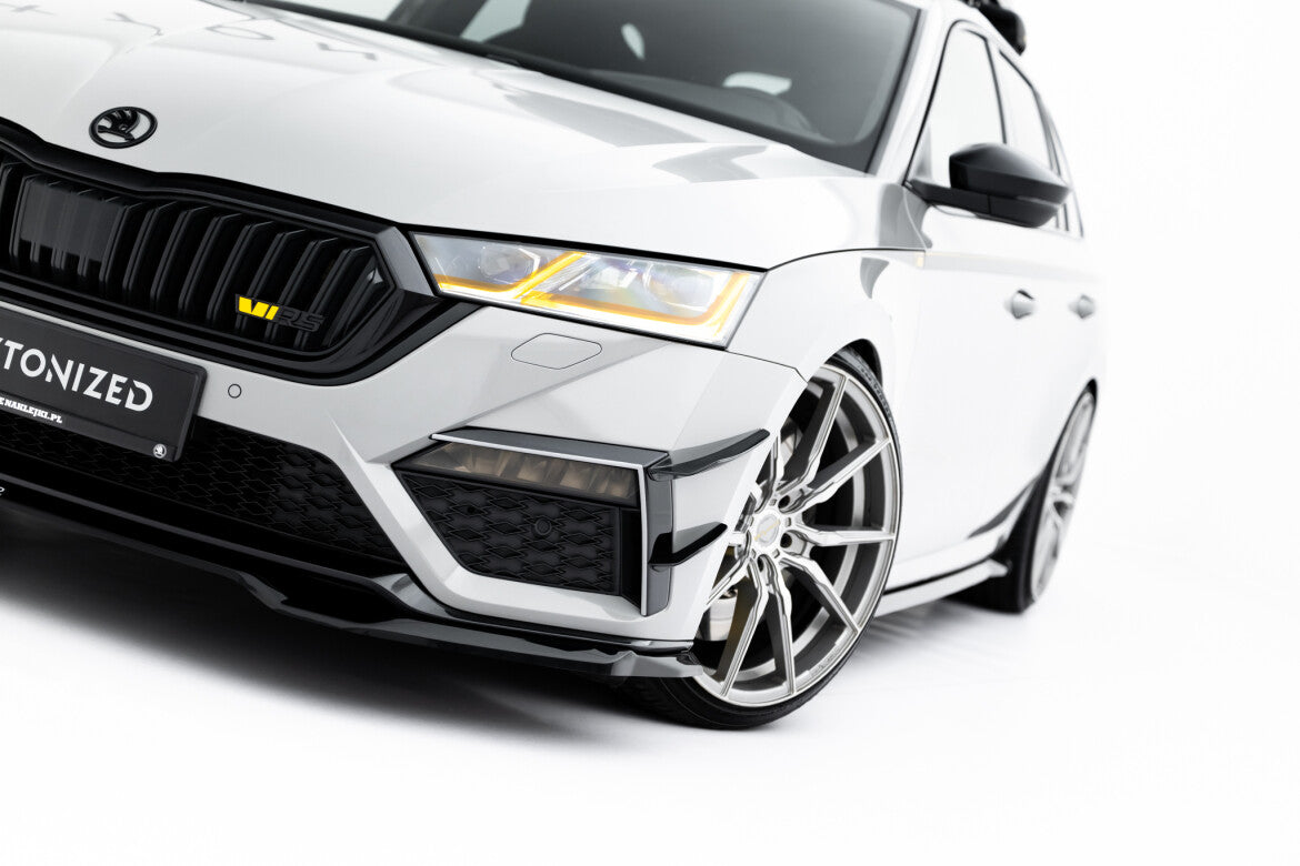 Frontlippe V.4 passend für Skoda Octavia RS Mk4 schwarz Hochglanz
