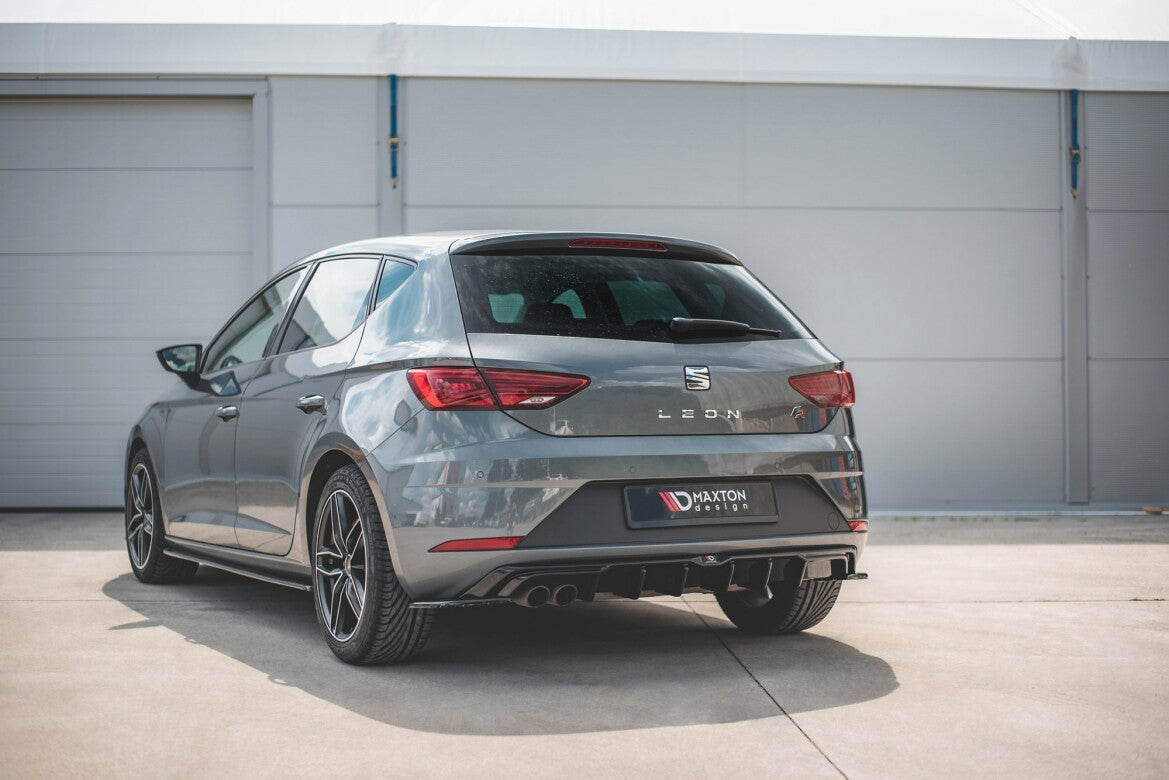 Heckansatz Diffusor passend für Seat Leon Mk3 FR FL schwarz Hochglanz