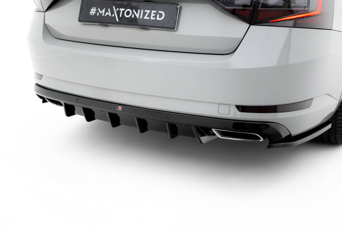 Heckansatz Diffusor passend für Skoda Superb Liftback / Combi Mk3 schwarz Hochglanz