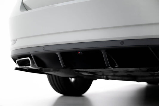Heckansatz Diffusor V.1 passend für Skoda Superb Liftback / Combi Mk3 schwarz Hochglanz