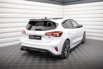 Heckansatz Diffusor V.2 passend für Ford Focus Hatchback ST Mk4 schwarz Hochglanz