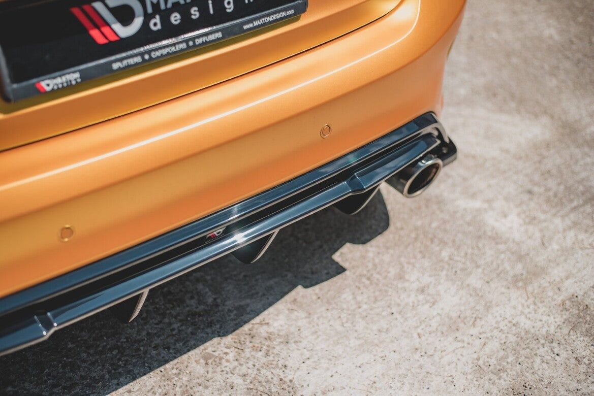Heckansatz Diffusor V.3 passend für Ford Focus Hatchback ST Mk4 schwarz Hochglanz