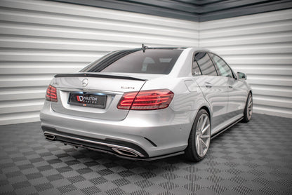 Heckspoiler Lippe passend für Mercedes E63 AMG / AMG-Line / Standard Limousine W212 FL schwarz Hochglanz