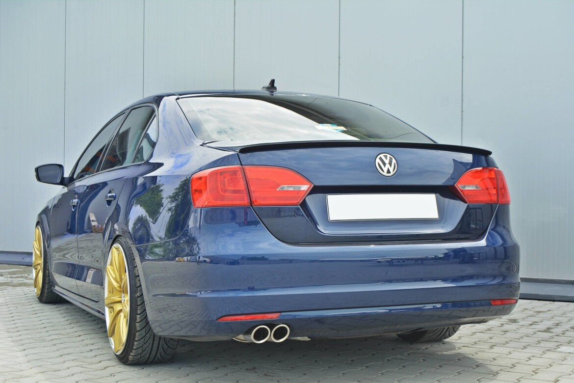 Heckspoiler Lippe passend für VW Jetta MK6 Limo vor FL schwarz Hochglanz