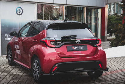 Heckspoiler Lippe V.1 passend für Toyota Yaris Mk4 schwarz Hochglanz
