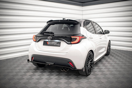 Heckspoiler Lippe V.2 passend für Toyota Yaris Mk4 schwarz Hochglanz