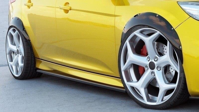 Kotflügelverlängerung Verbreiterung passend für Ford Focus ST Mk3 schwarz Hochglanz