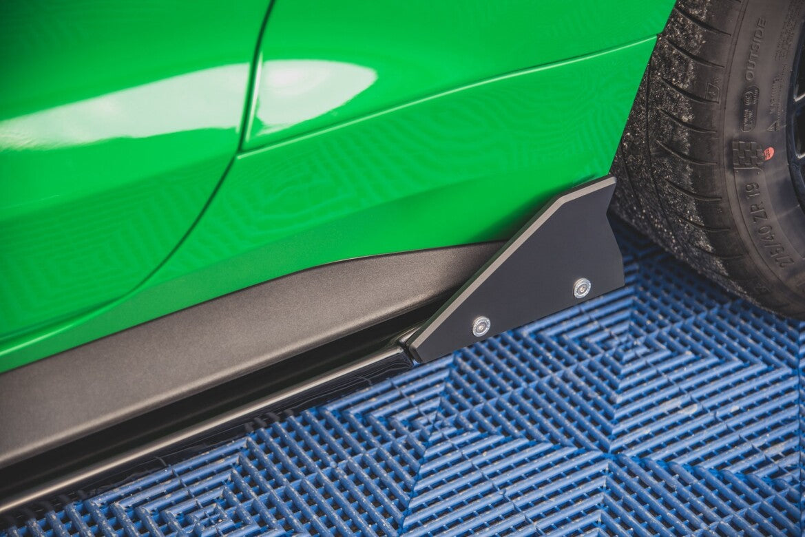Seitenschweller Ansatz (Paar) + Flaps passend für Ford Mustang GT Mk6 FL