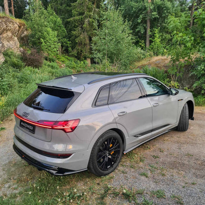 Seitenschweller Ansatz (Paar) passend für Audi e-Tron S-Line schwarz Hochglanz