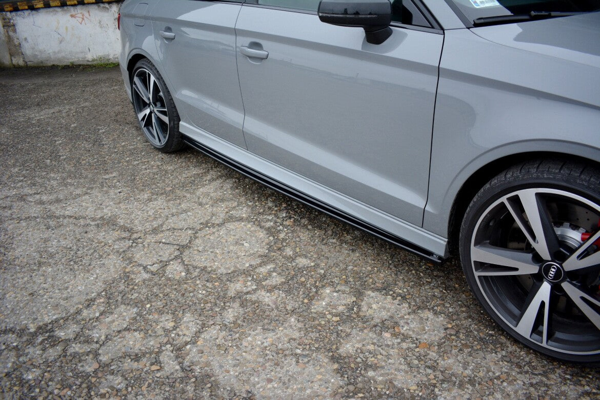 Seitenschweller Ansatz (Paar) passend für Audi RS3 Limousine 8V FL schwarz Hochglanz