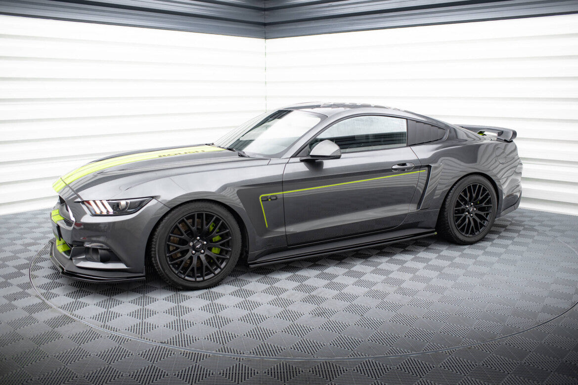 Seitenschweller Ansatz (Paar) passend für Ford Mustang GT Mk6 schwarz Hochglanz