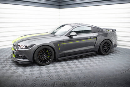 Seitenschweller Ansatz (Paar) passend für Ford Mustang GT Mk6 schwarz Hochglanz