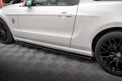 Seitenschweller Ansatz (Paar) passend für Ford Mustang Mk5 FL schwarz Hochglanz