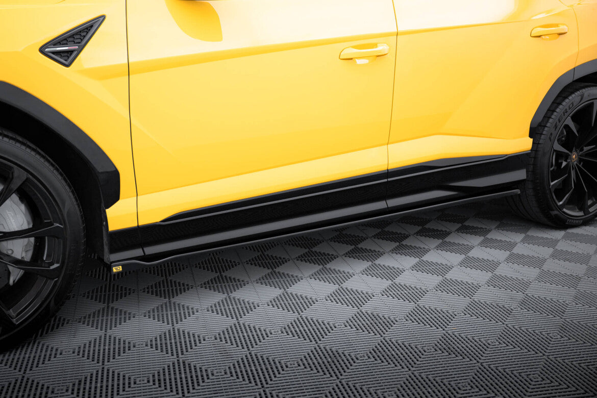 Seitenschweller Ansatz (Paar) passend für Lamborghini Urus Mk1 schwarz Hochglanz