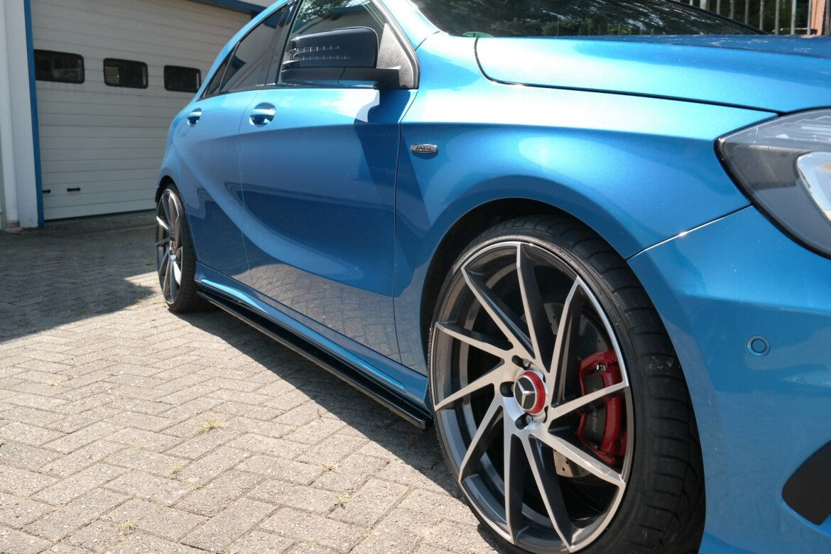 Seitenschweller Ansatz (Paar) passend für Mercedes A AMG-Line W176 schwarz Hochglanz