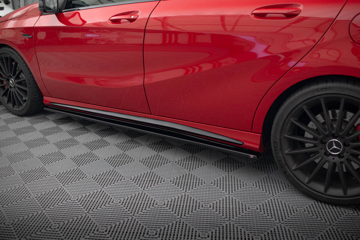 Seitenschweller Ansatz (Paar) passend für Mercedes A W176/ CLA 117 AMG/ CLA 117 AMG LINE FL schwarz Hochglanz