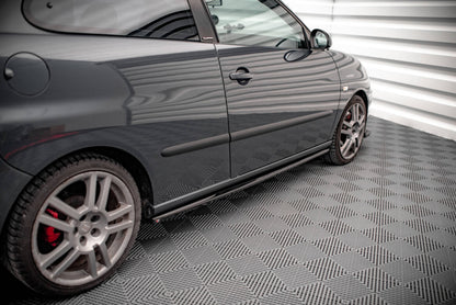Seitenschweller Ansatz (Paar) passend für Seat Ibiza CUPRA Mk3 schwarz Hochglanz