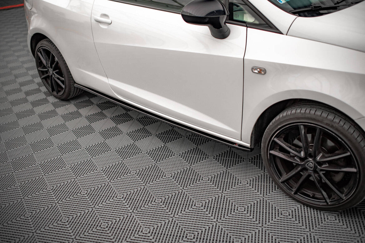 Seitenschweller Ansatz (Paar) passend für Seat Ibiza FR SC Mk4 FL schwarz Hochglanz