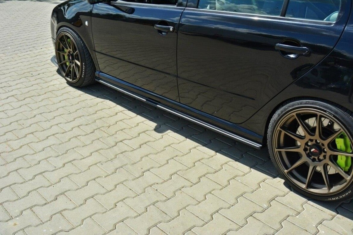 Seitenschweller Ansatz (Paar) passend für Skoda Fabia RS Mk1 schwarz Hochglanz