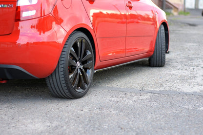 Seitenschweller Ansatz (Paar) passend für Skoda Fabia RS Mk2 schwarz Hochglanz