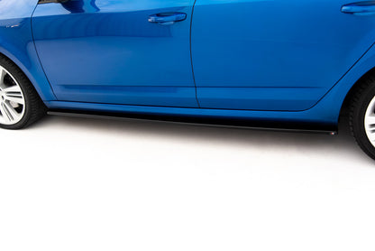 Seitenschweller Ansatz (Paar) passend für Skoda Octavia RS Hatchback / Combi Mk3 / Mk3 FL schwarz Hochglanz