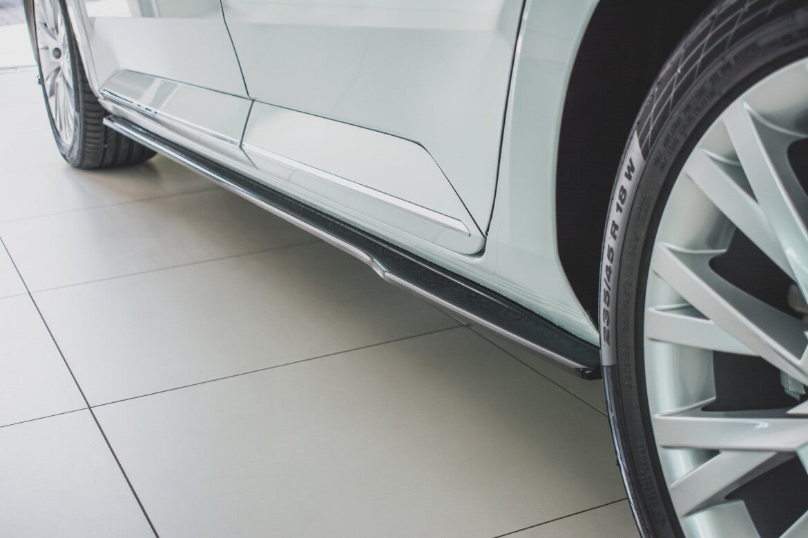 Seitenschweller Ansatz (Paar) passend für Skoda Superb Liftback / Combi Mk3 FL schwarz Hochglanz