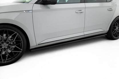 Seitenschweller Ansatz (Paar) passend für Skoda Superb Liftback / Combi Mk3 schwarz Hochglanz