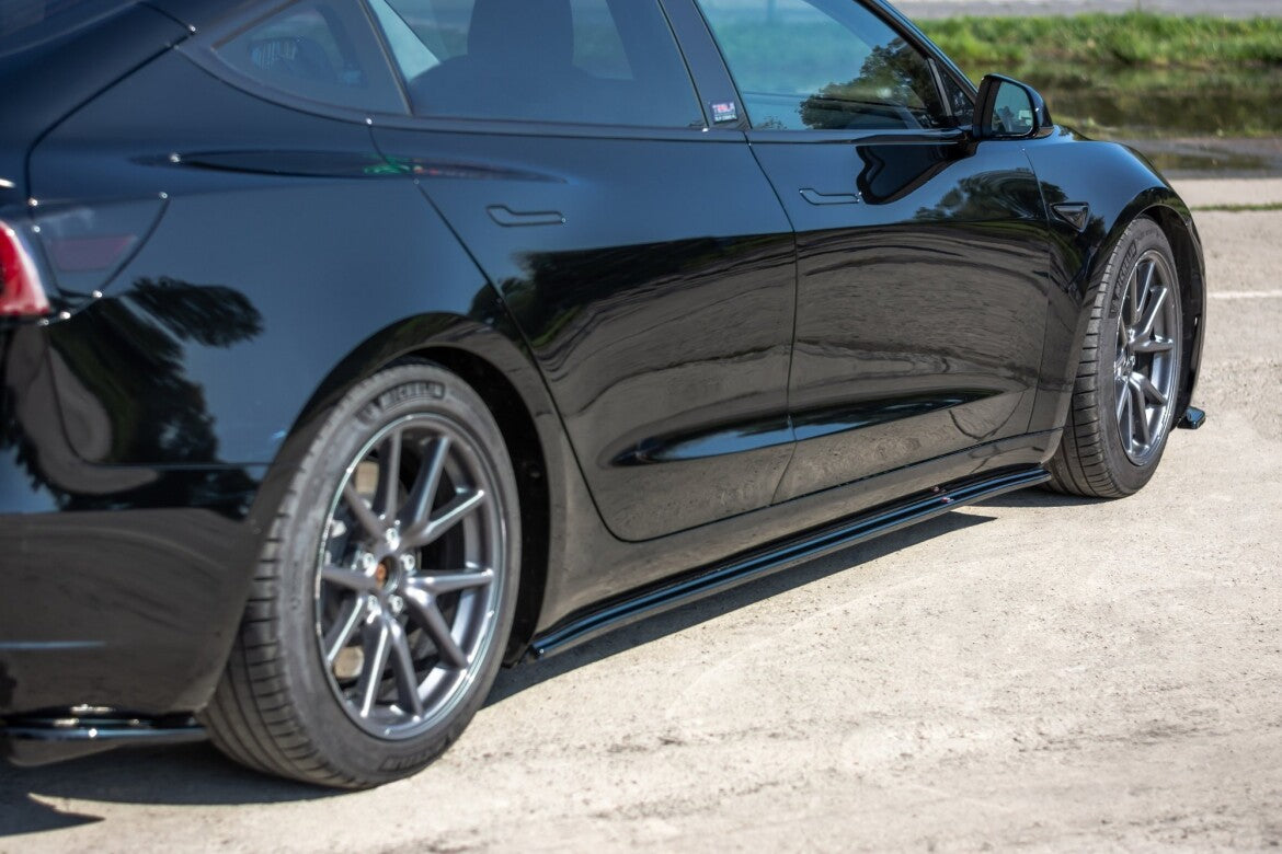 Seitenschweller Ansatz (Paar) passend für Tesla Model 3 / Model 3 Performance Mk1 / Mk1 FL schwarz Hochglanz