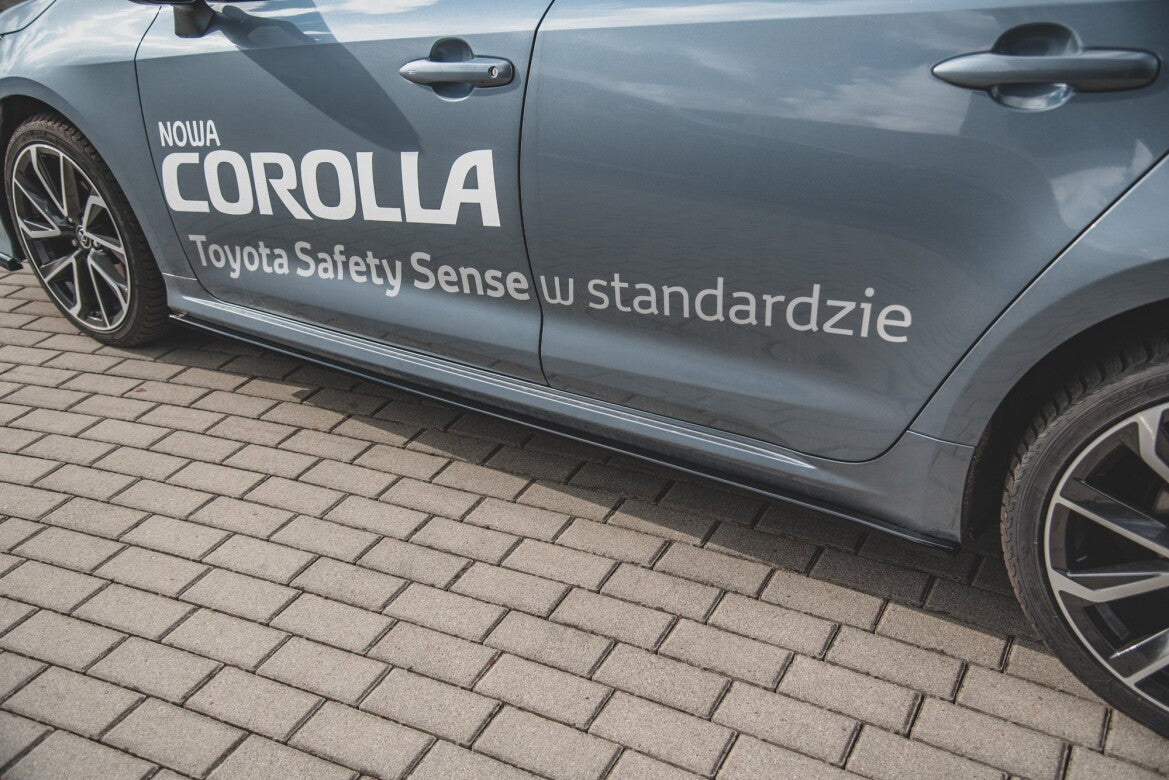 Seitenschweller Ansatz (Paar) passend für Toyota Corolla XII Limousine schwarz Hochglanz