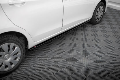Seitenschweller Ansatz (Paar) passend für Toyota Yaris Mk3 FL schwarz Hochglanz