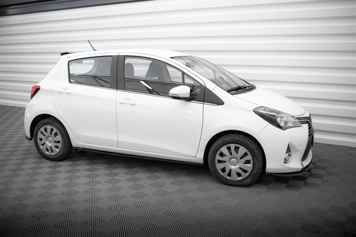 Seitenschweller Ansatz (Paar) passend für Toyota Yaris Mk3 FL schwarz Hochglanz