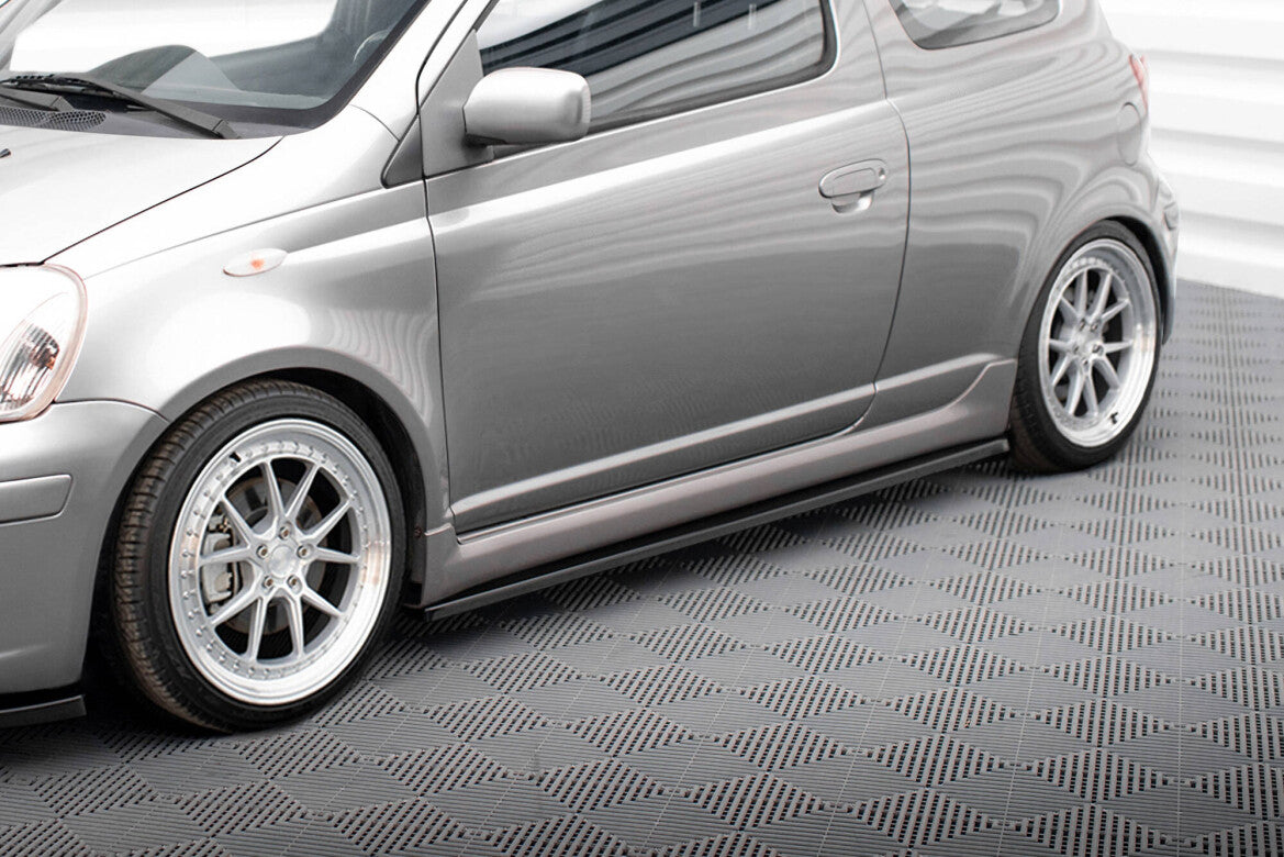 Seitenschweller Ansatz (Paar) passend für Toyota Yaris T-Sport Mk1 FL schwarz Hochglanz