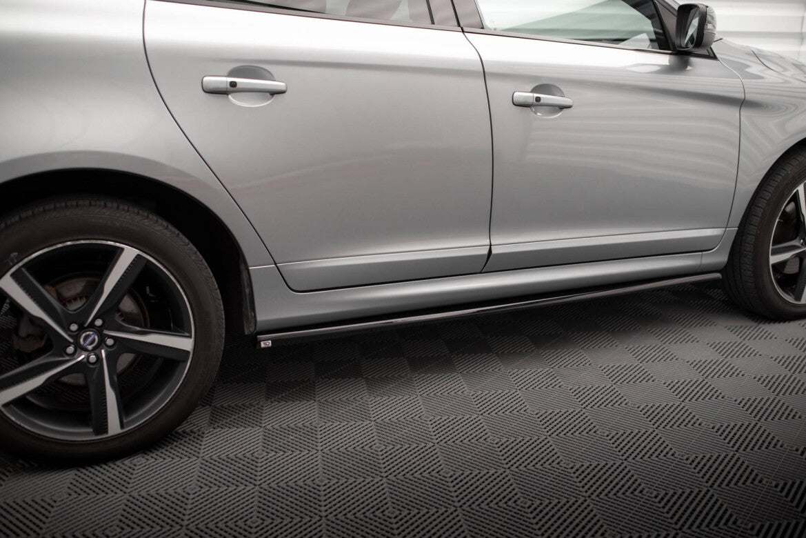 Seitenschweller Ansatz (Paar) passend für Volvo XC60 Mk1 FL schwarz Hochglanz