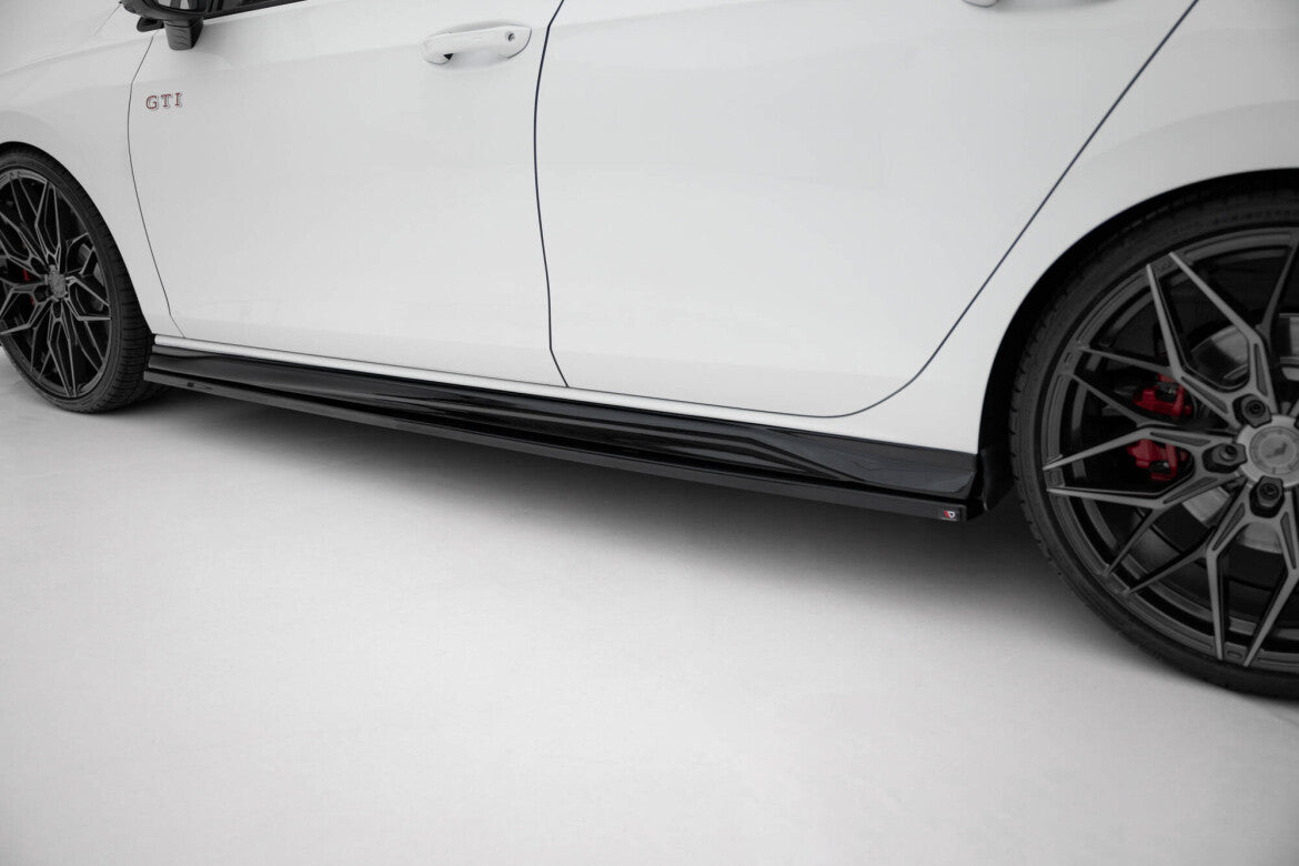 Seitenschweller Ansatz (Paar) passend für VW Golf GTI / GTE / GTI Clubsport / GTD / R-Line Mk8 schwarz Hochglanz