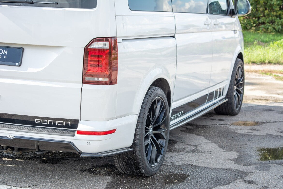Seitenschweller Ansatz (Paar) passend für VW T6 schwarz Hochglanz