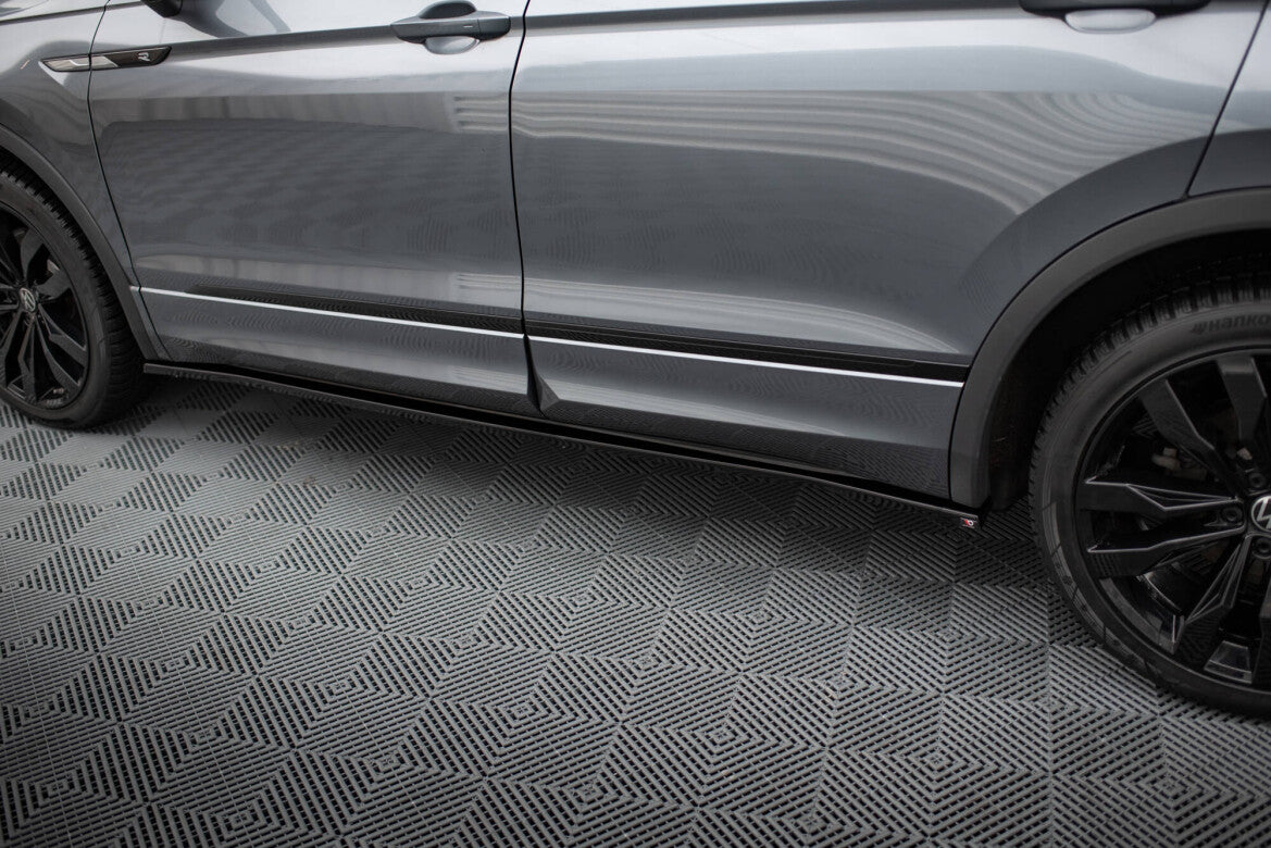 Seitenschweller Ansatz (Paar) passend für VW Tiguan Allspace Mk2 schwarz Hochglanz