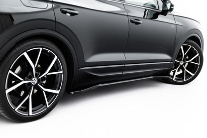 Seitenschweller Ansatz (Paar) passend für VW Touareg R-Line Mk3 FL schwarz Hochglanz