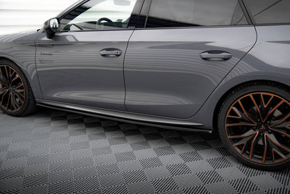 Seitenschweller Ansatz (Paar) V.1 passend für CUPRA Leon ST / Hatchback Aero Mk1 FL schwarz Hochglanz