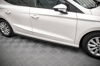 Seitenschweller Ansatz (Paar) V.1 passend für Seat Ibiza FR/ Standard Mk5 schwarz Hochglanz
