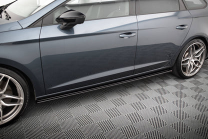 Seitenschweller Ansatz (Paar) V.1 passend für Seat Leon Mk3 CUPRA/ FR FL schwarz Hochglanz
